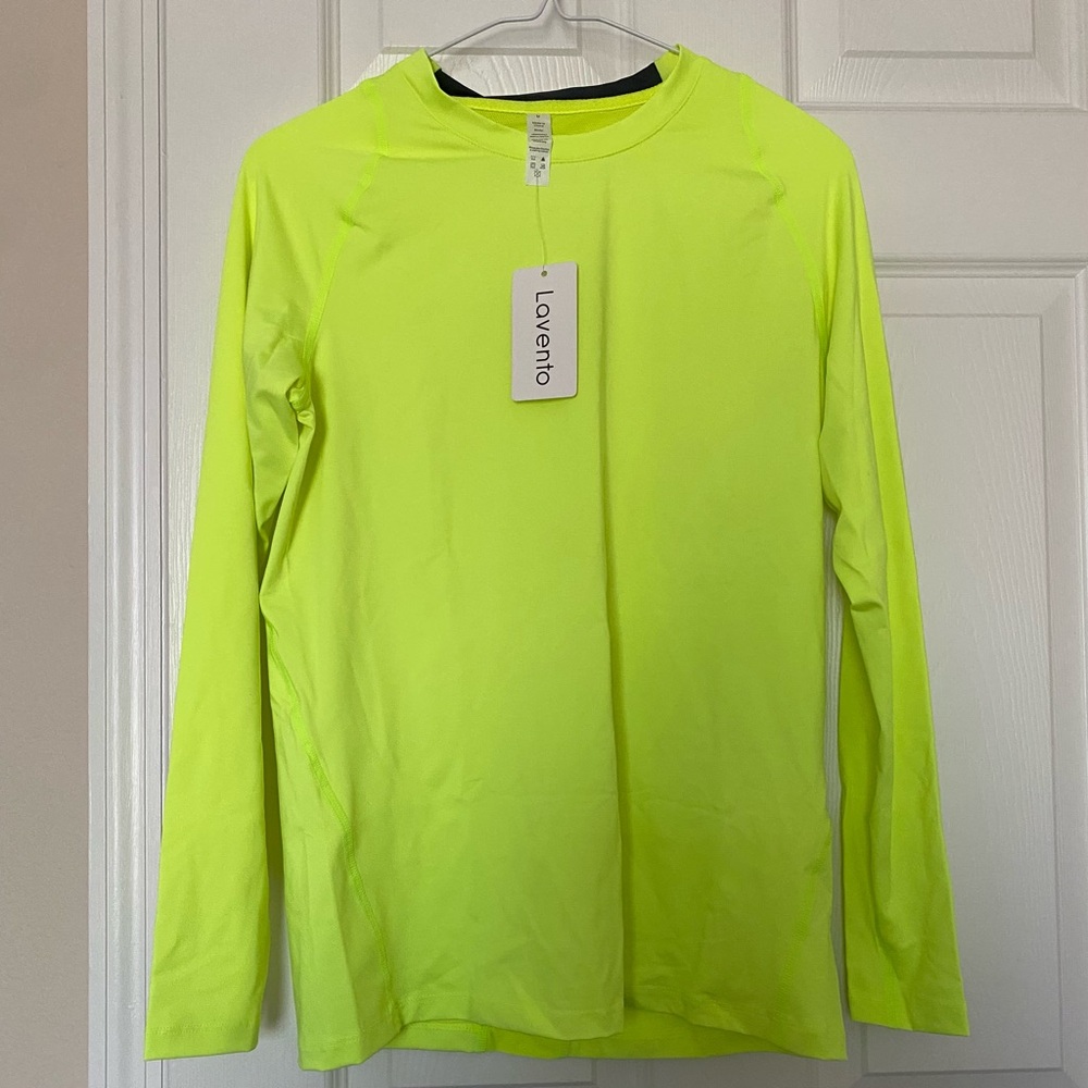 Lavento Activewear Long Sleeve Size Medium